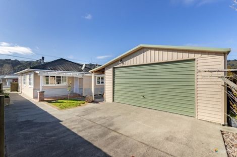 Photo of property in 80 Main Road, Wainuiomata, Lower Hutt, 5014