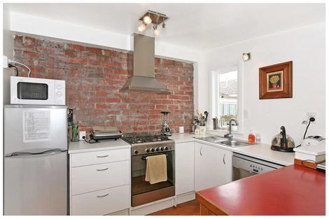 Photo of property in 15 Nelson Street, Petone, Lower Hutt, 5012