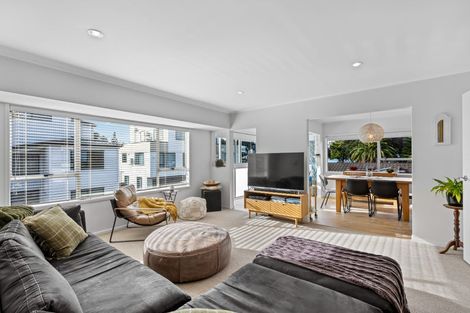 Photo of property in 2/252 Hibiscus Coast Highway, Orewa, 0931