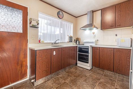 Photo of property in 12-12a Cecil Place, Cloverlea, Palmerston North, 4412