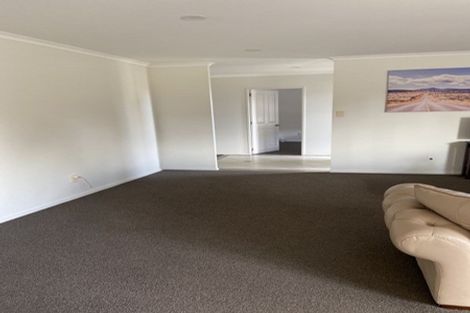 Photo of property in 125 Gracechurch Drive, Flat Bush, Auckland, 2016