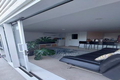 Photo of property in 29 Kingston Heights Road, Kingston, Wellington, 6021