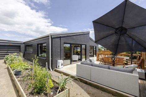 Photo of property in 19 Mangati Road, Bell Block, New Plymouth, 4312