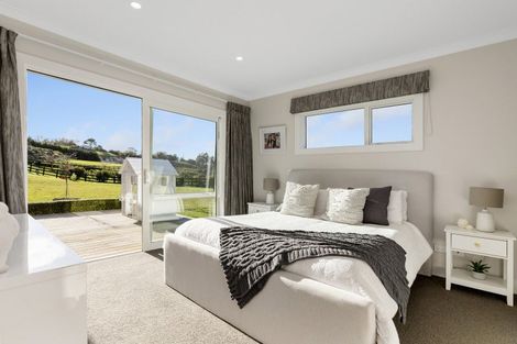 Photo of property in 7 Lochinvar Lane, Acacia Bay, Taupo, 3385