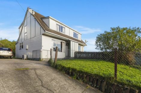 Photo of property in 17 Glen Road, Stokes Valley, Lower Hutt, 5019