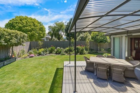 Photo of property in 28 Chesterfield Place, Rangiora, 7400