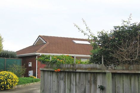 Photo of property in 14 Saint James Court, Paraparaumu, 5032