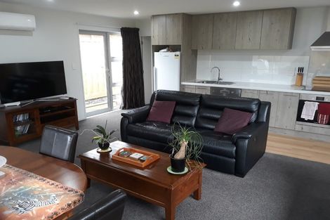 Photo of property in 25 Farnborough Way, Rolleston, 7615