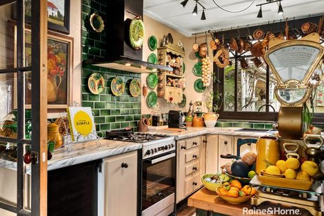 Photo of property in 107 Main Street, Greytown, 5712