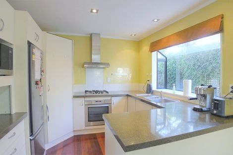 Photo of property in 21 Leone Terrace, Mount Albert, Auckland, 1025