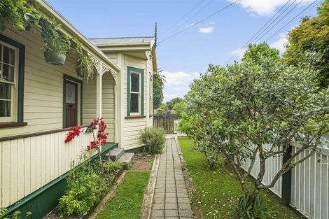 Photo of property in 10 Claude Street, Fairfield, Hamilton, 3214