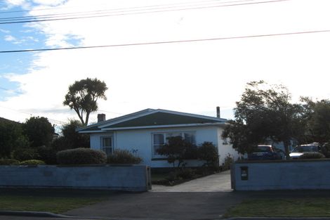 Photo of property in 184 Bowhill Road, New Brighton, Christchurch, 8083