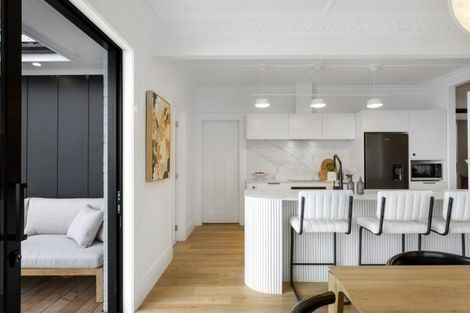 Photo of property in 59 Cliffs Road, Saint Clair, Dunedin, 9012