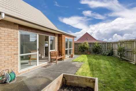 Photo of property in Rangeview Villas, 10/9 Fuller Close, Levin, 5510