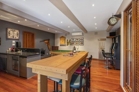 Photo of property in 62 Kiriwai Road, Paremata, Porirua, 5024