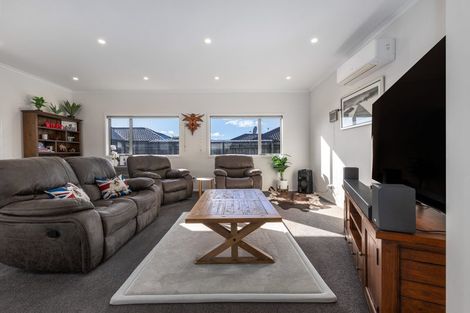 Photo of property in 52a Mako Mako Road, Levin, 5510