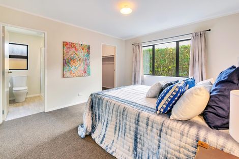 Photo of property in 67a Arimu Road, Papakura, 2110