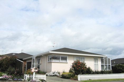 Photo of property in 2/11 Stead Crescent, Stoke, Nelson, 7011