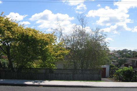 Photo of property in 2/19 Quebec Road, Milford, Auckland, 0620