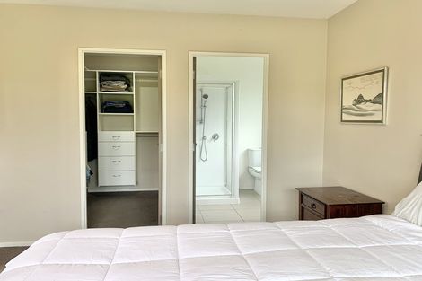 Photo of property in 8 Latham Stubbs Crescent, Waipawa, 4210