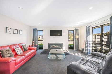 Photo of property in 10 Te Whariki Street, Marshland, Christchurch, 8083