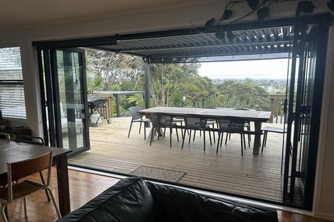 Photo of property in 56 Valley View Road, Glenfield, Auckland, 0629