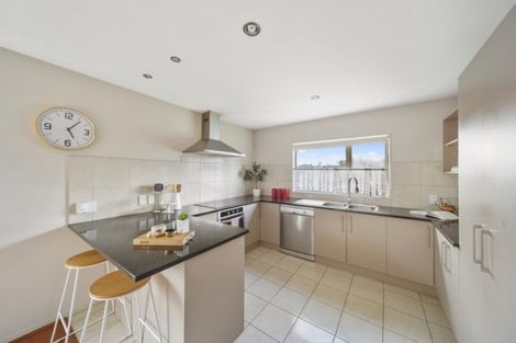 Photo of property in 7 John Broad Place, Flat Bush, Auckland, 2019