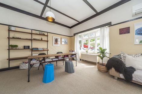 Photo of property in 29 Patanga Crescent, Thorndon, Wellington, 6011