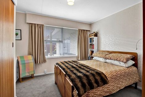 Photo of property in 18 Kowhai Street, Hawera, 4610