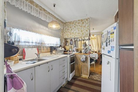 Photo of property in 11 Starling Place, Ranui, Auckland, 0612
