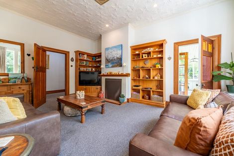 Photo of property in 22 Mckenzie Street, Geraldine, 7930