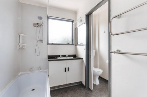 Photo of property in 114a Ohauiti Road, Hairini, Tauranga, 3112