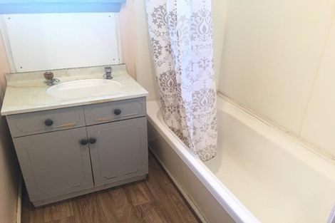 Photo of property in 29 Uxbridge Street, Northcote, Christchurch, 8052