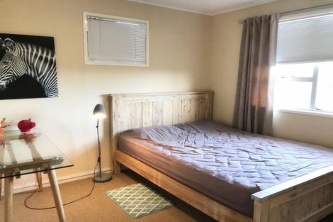 Photo of property in 2/24 Bonito Place, Bayview, Auckland, 0629