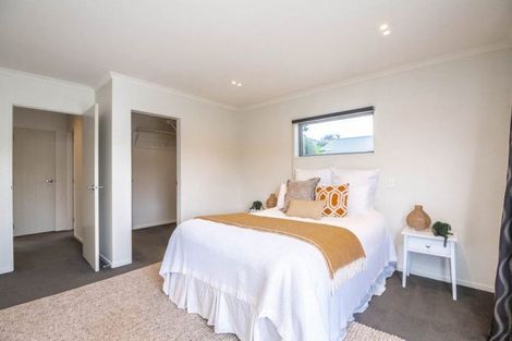 Photo of property in 10 Flotilla Place, Whitby, Porirua, 5024