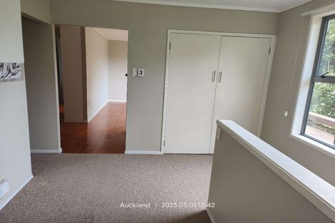 Photo of property in 30a Kiteroa Terrace, Rothesay Bay, Auckland, 0630