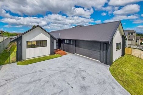Photo of property in 11 Hamon Place, Pukehangi, Rotorua, 3015
