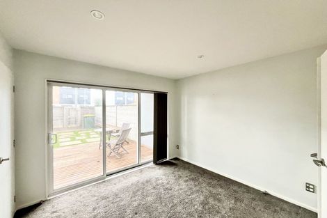 Photo of property in 75 Bordeaux Parade, Te Atatu South, Auckland, 0610