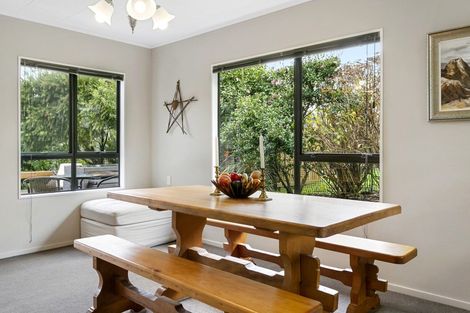 Photo of property in 2/10 Te Hepera Street, Waipahihi, Taupo, 3330