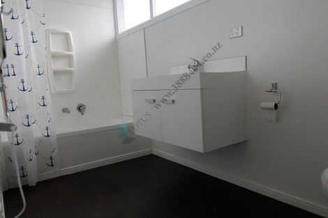 Photo of property in 39 Prestons Road, Redwood, Christchurch, 8051