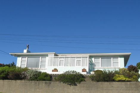 Photo of property in 8 Francis Road, Paraparaumu Beach, Paraparaumu, 5032