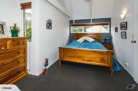 Photo of property in 2/99 Balmain Road, Birkenhead, Auckland, 0626