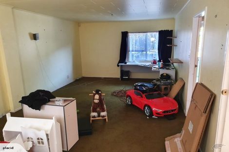 Photo of property in 23 Holland Street, Wainuiomata, Lower Hutt, 5014