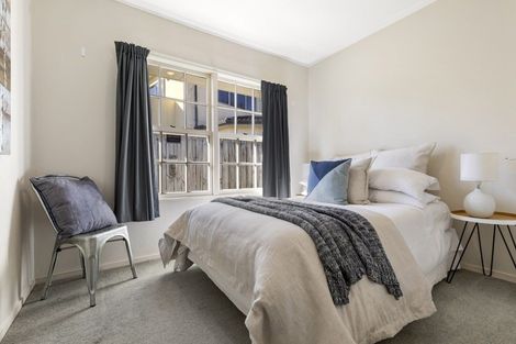 Photo of property in 11 Fielding Crescent, Farm Cove, Auckland, 2012