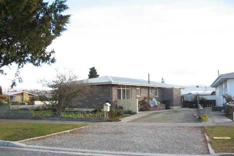 Photo of property in 4 Campbell Street, Alexandra, 9320