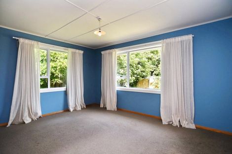 Photo of property in 8c Martindales Road, Heathcote Valley, Christchurch, 8022
