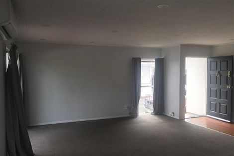 Photo of property in 2/26 Navigator Place, Papatoetoe, Auckland, 2025