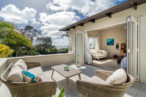 Photo of property in 1/2 Clifton Road, Hauraki, Auckland, 0622