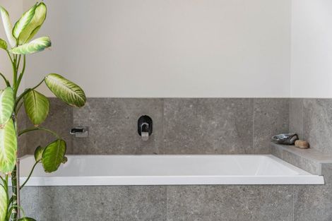 Photo of property in 13 Ian Morrison Road, Hobsonville, Auckland, 0616