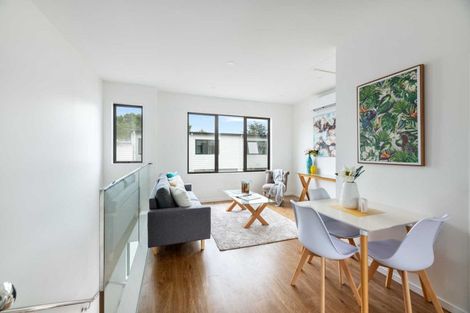 Photo of property in 2d Cadiz Place, Red Hill, Papakura, 2110